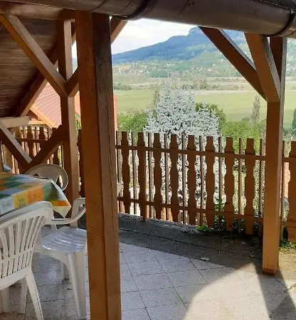 Degi Vendeghaz Ferienhaus *