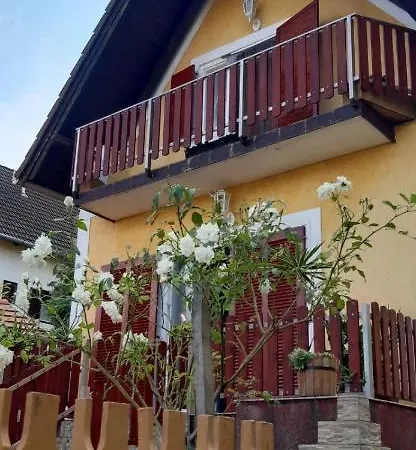 Degi Vendeghaz Ferienhaus Szigliget